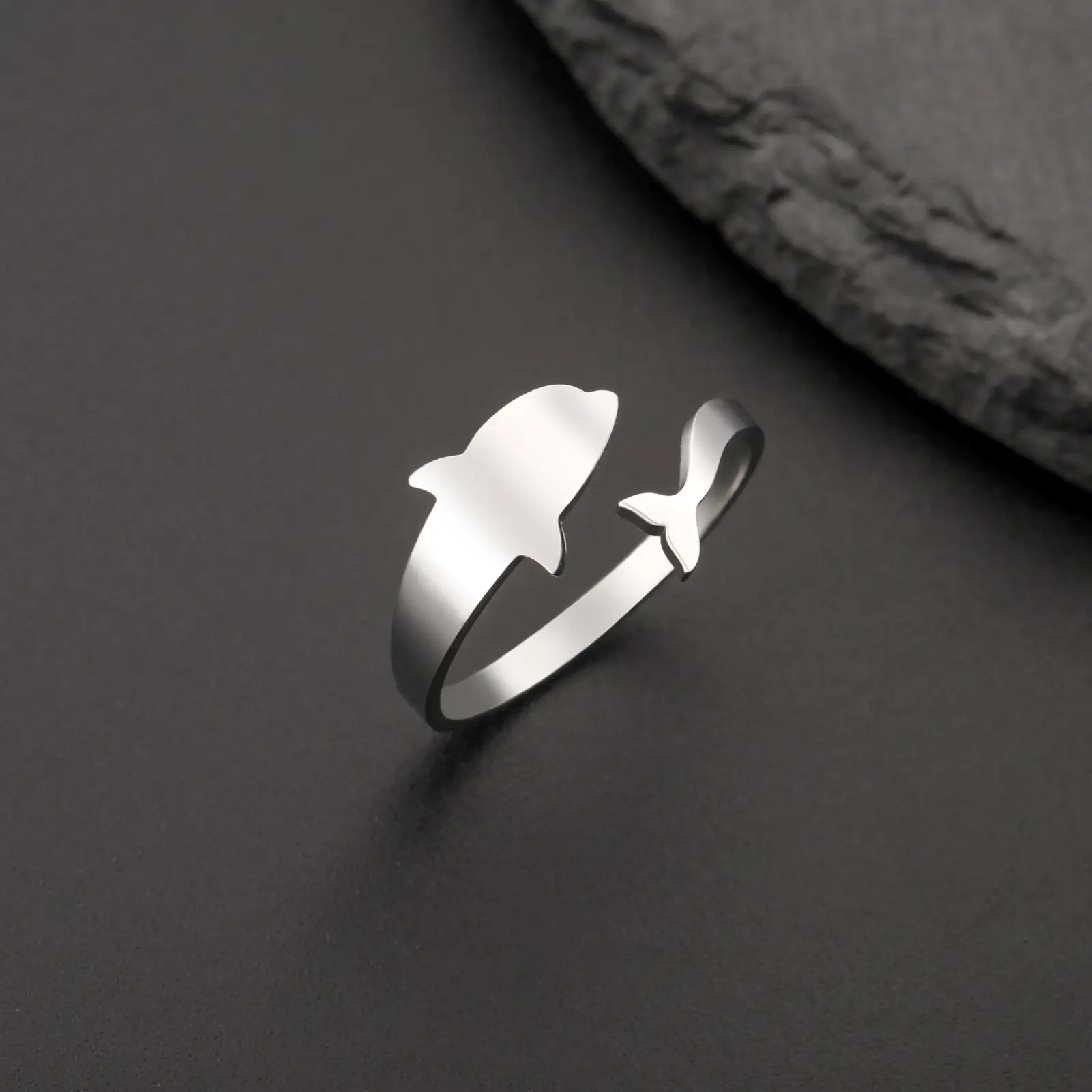 Cazador Animal Dolphin Women's Ring Stainless Steel Jewelry Adjustable Finger Rings Birthday Gift 2026 Trend Wholesale New