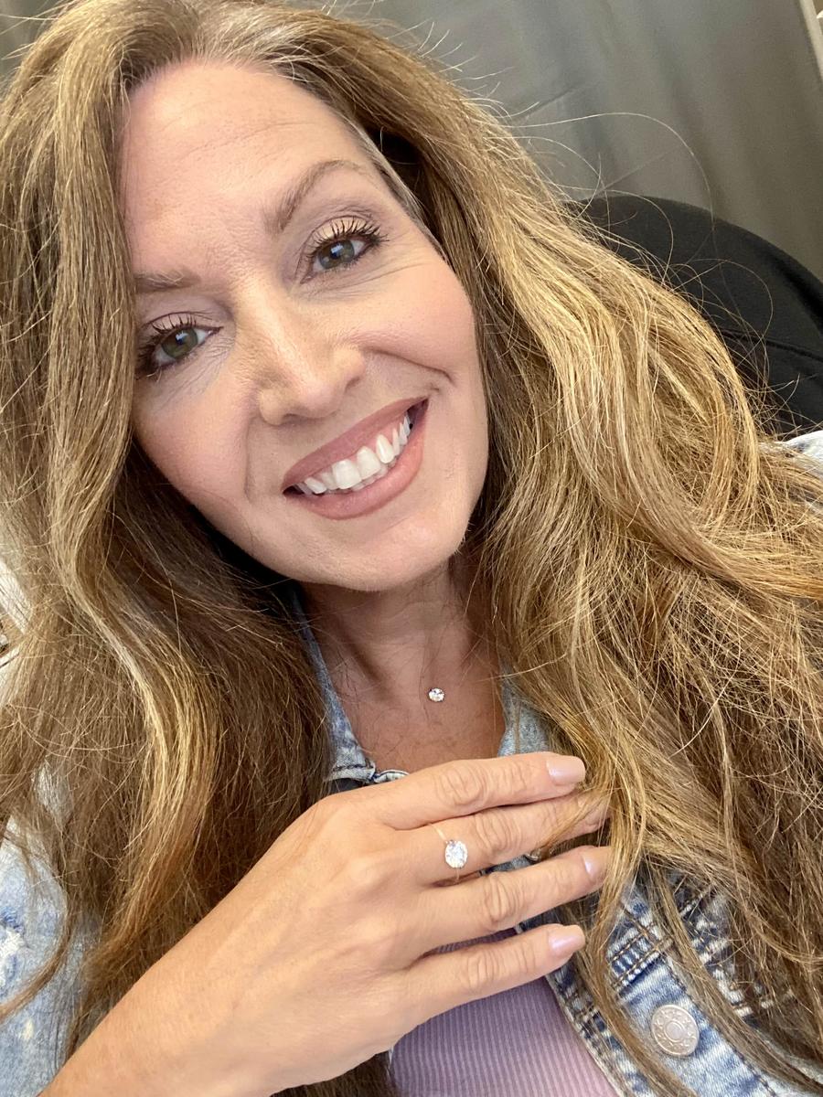 Item: 2Carat(8.0mm), US:8-8.25