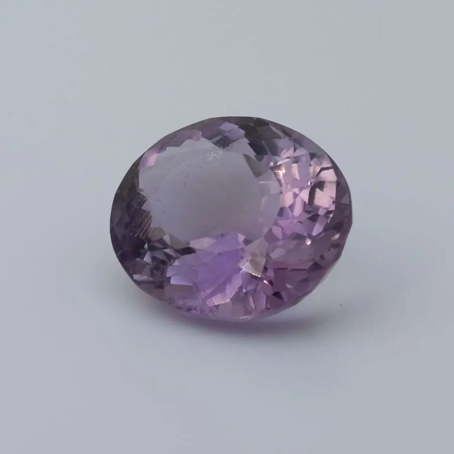 11.2ct Purple Amethyst VVS Oval Shape (16.9x13.9x8.5 mm) Unheated gemstone from Sri Lanka