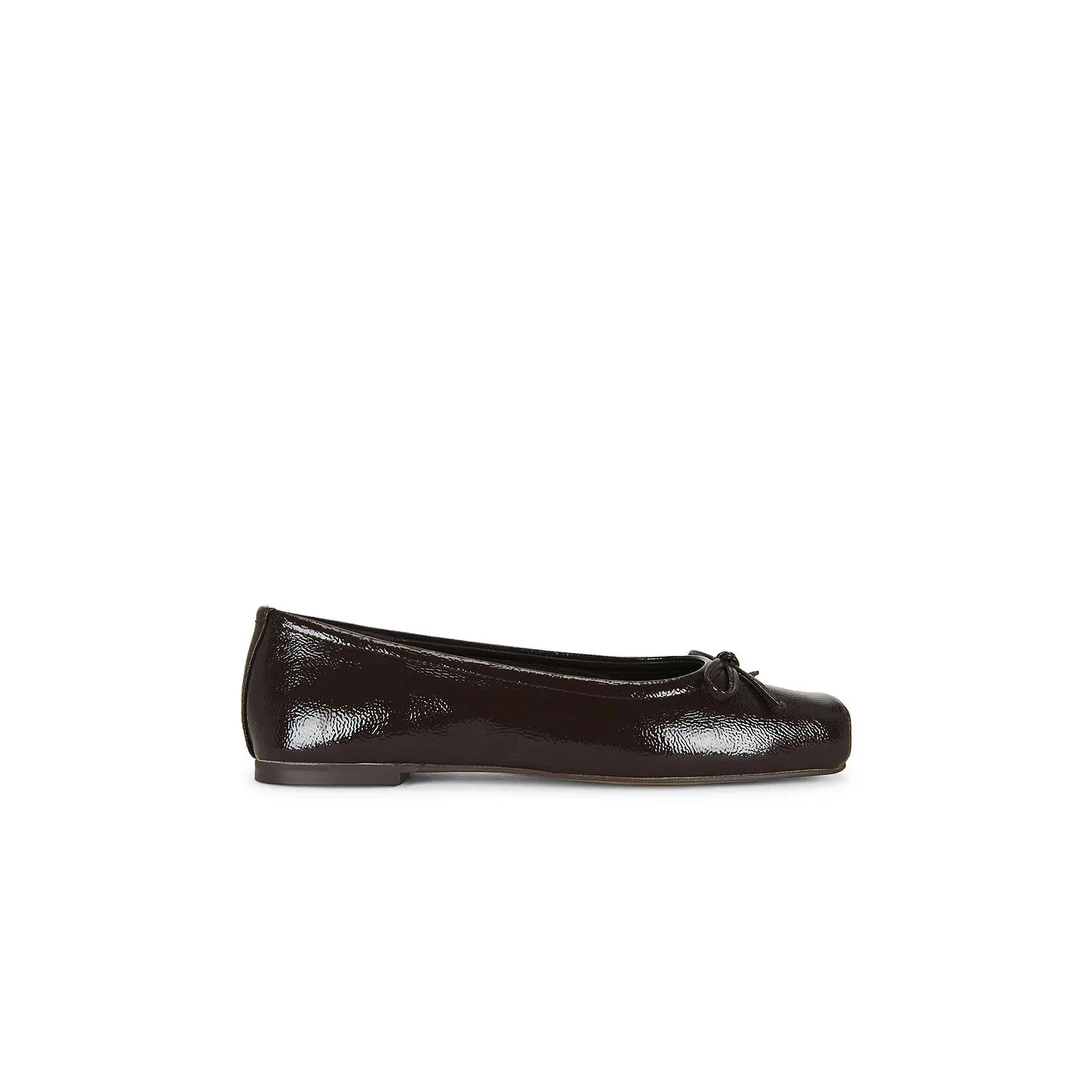 Steve Madden Eleve Flat in Brown Crinkle Patent Brown Patent