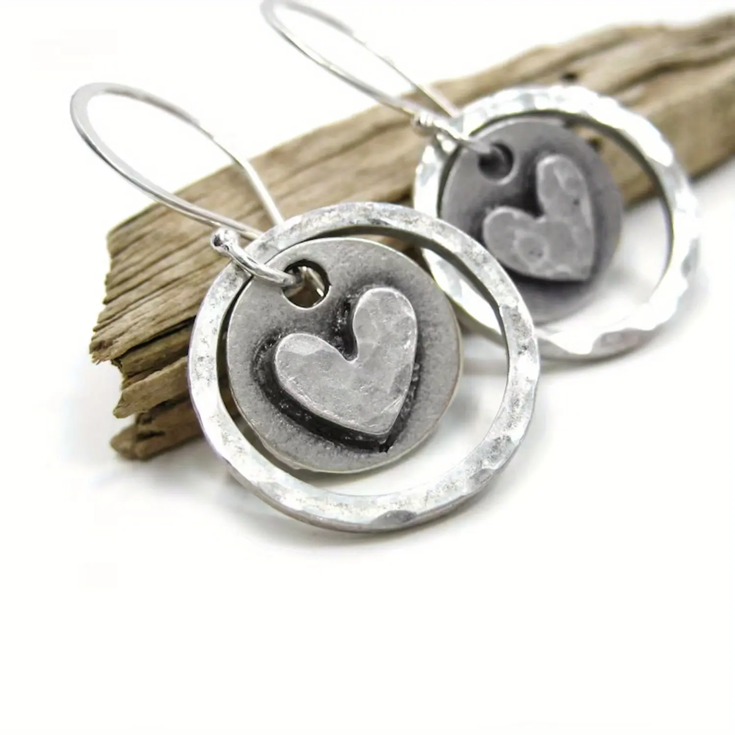 Women's Bohemian Heart Drop Earrings - 1 Pair Hollow Heart Shape Jewelry, Casual Daily Party Boho Chic Accessory, Minimalist Costume Fashion Accessory