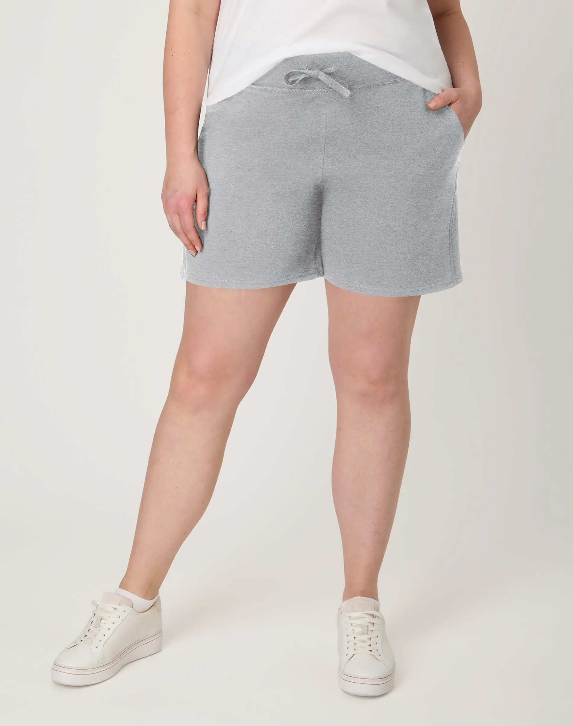 Hanes Women's Jersey Pocket Shorts 7" Comfortable Fit Soft Stretch Fabric Breathable O9264