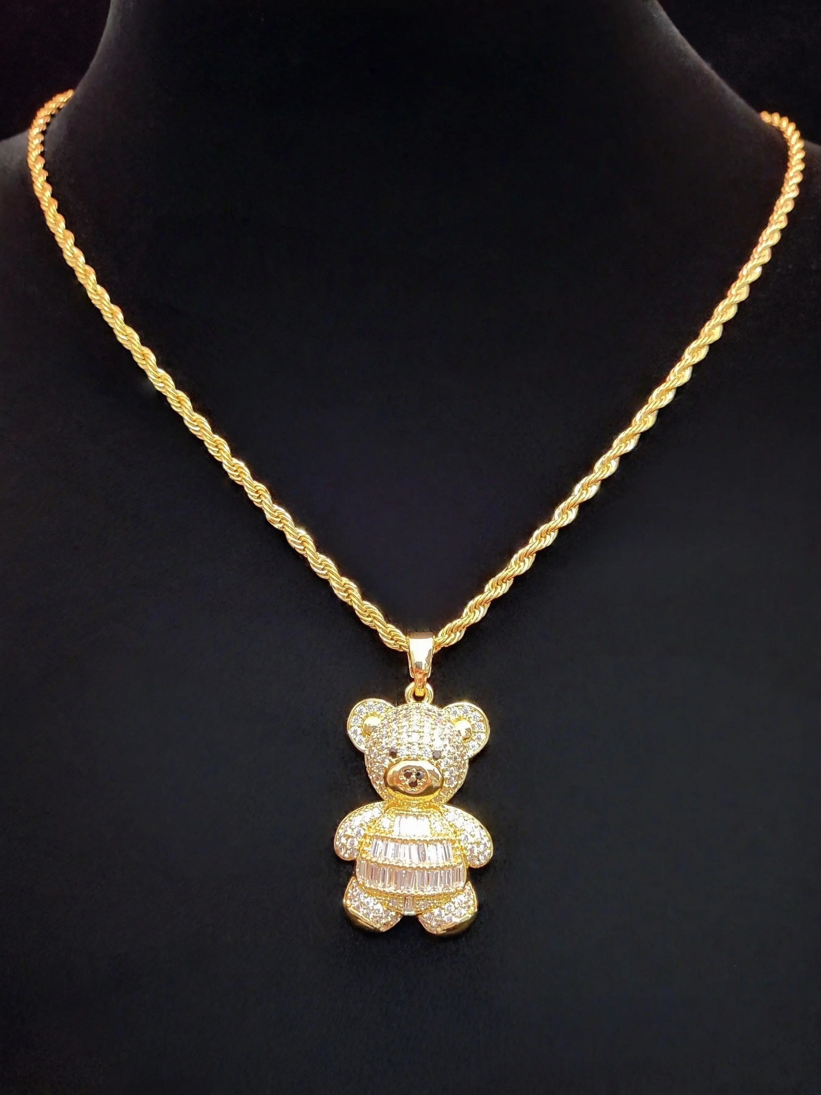 Artificial Zircon Bear Animal Pendant Necklace, Stainless Steel Twisted Chain, Unisex Hip Hop Punk Jewelry, Fashion Vintage Accessory, Sparkling CZ Necklace, Zircon Gemstone Necklace