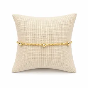 Minimal Dot Bracelet - Fits 7 Inches