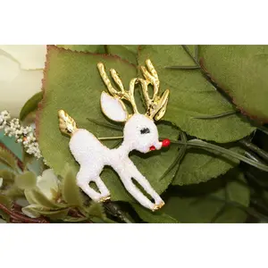 Beautiful Rudolph Reindeer Sparkling White Christmas Reindeer  Pin Brooch, Christmas Jewelry