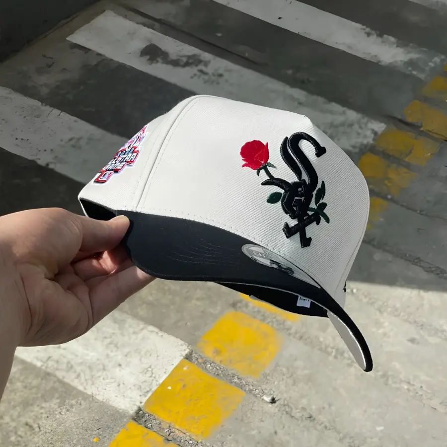 New Era Chicago White Sox 9FIFTY Snapback Hat – MLB White Sox Rose Logo Baseball Cap, Embroidered Floral Design, Adjustable Flat Brim, Anniversary Edition, Unisex Streetwear Sports Cap