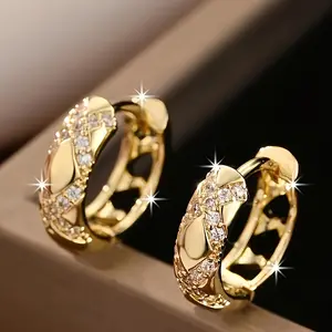 1 Pair of Elegant 18K Gold-Plated Copper Hoop Earrings with Sparkling Rhinestones - Chic Twisted Design, Ideal for Daily Wear & Special Events, Perfect Gift for Women, Versatile Jewelry |       Sparkling Fashion |       Shiny Finish Earrings, Novelty Earr