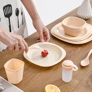 Portable Dining Set, Durable PP Structure, Compact Storage Box, Includes Plates Bowls Cups Utensils Condiment Bottles, Ideal for Camping & Parties