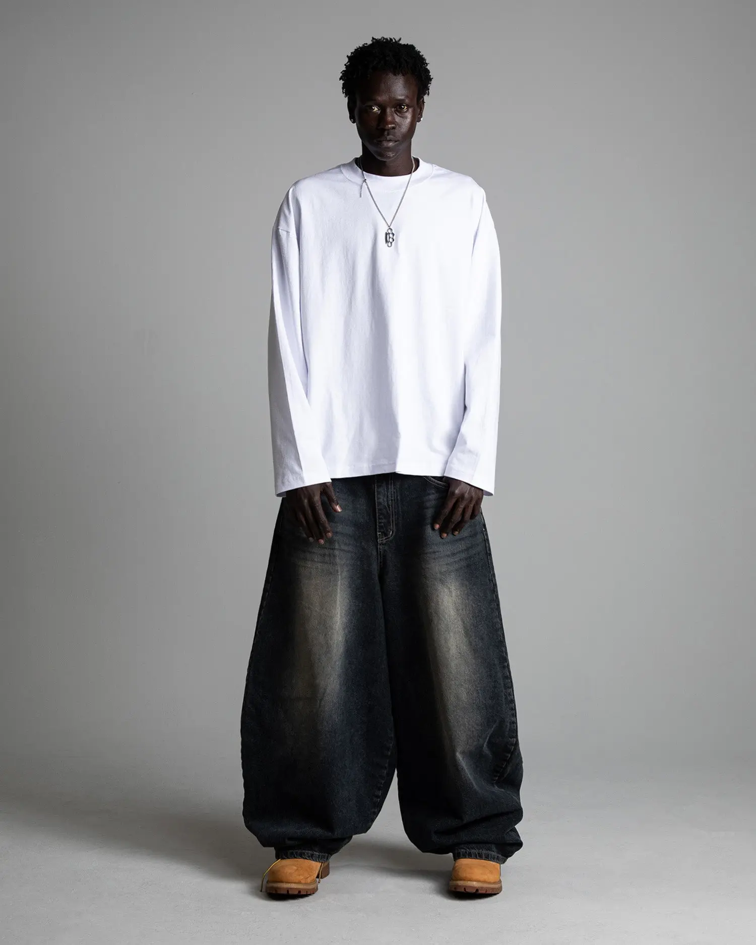 Oversized Long Sleeve Streetwear Round Neck Oversized Long Sleeve Streetwear Round Neck