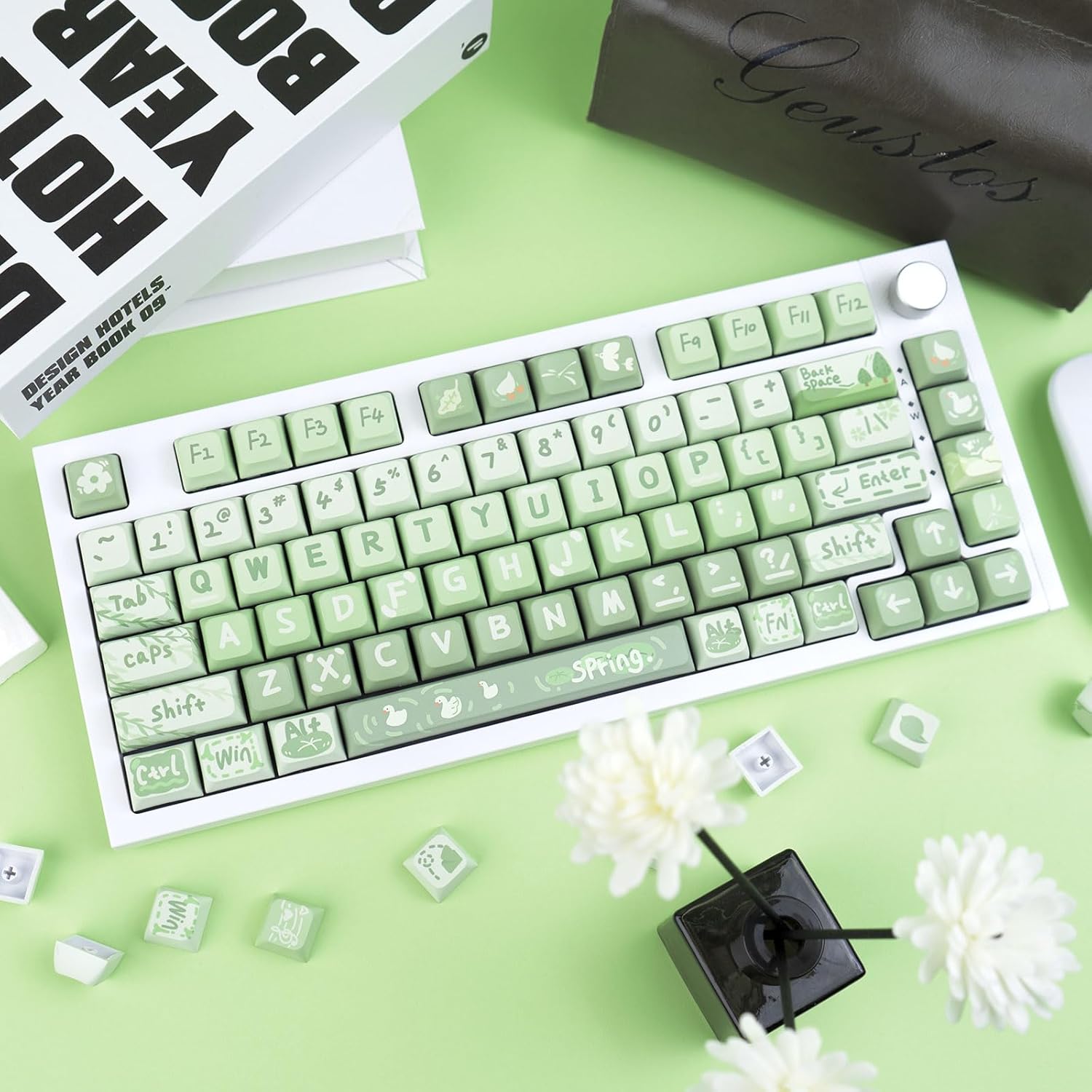 PBT 133 Keys Anime Keycaps, Matcha Green Dye-Sublimation Customized Cute Keycap, XDA Profile Keycaps Set for Cherry Gateron MX Switches Mechanical Gaming Keyboards
