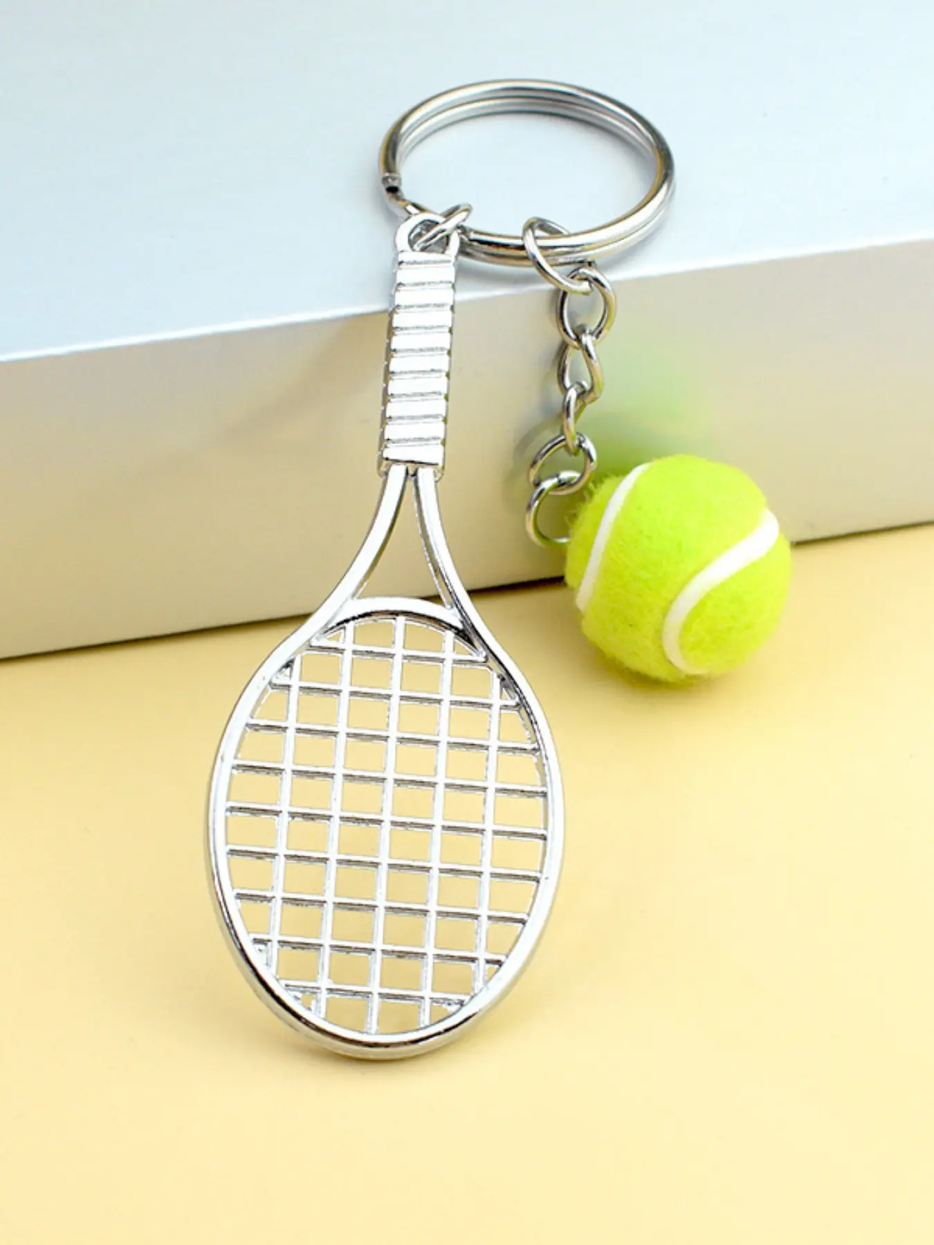 Perfect Gift Keychain Tennis Racket Charm, Ideal for Sports Enthusiasts, Athletes & Fans, Great for Brothers & Best Friends, All Season Accessory, Sporty Keychain, Keyrings, Tennis Accessories