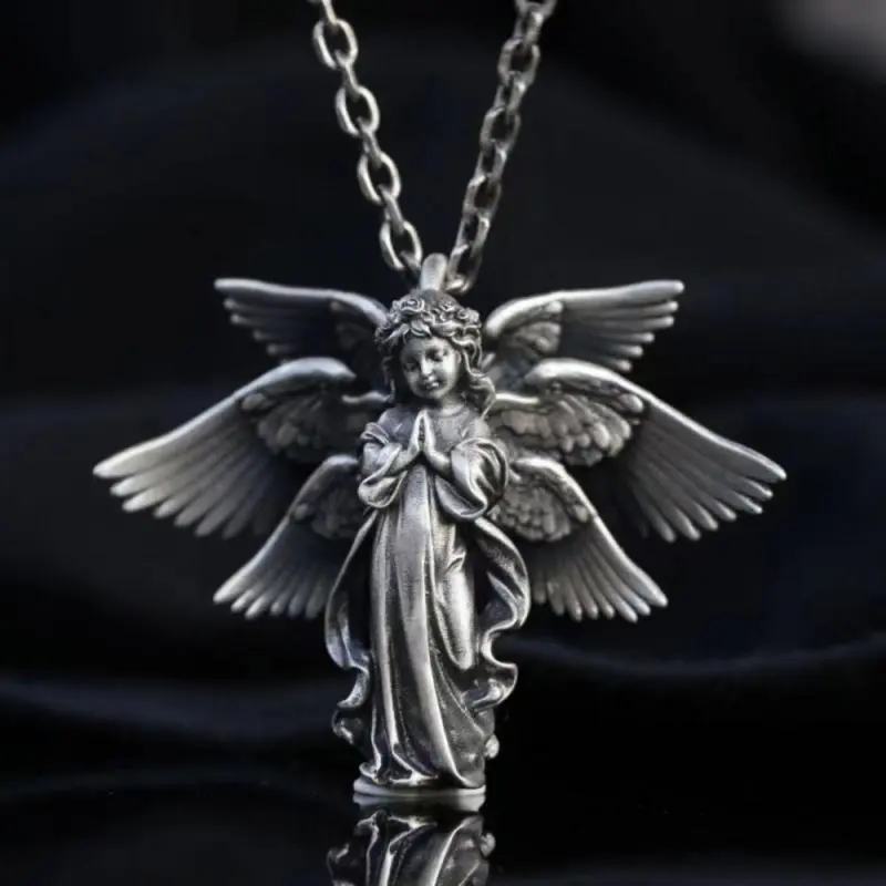 Women's Angel Wings Necklace - 4/6-Winged Decorative Accessory Necklace with Chains, Retro Hip-Hop Jewelry Design for Adults