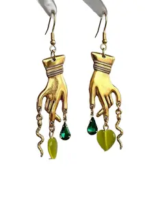 Cool Asymmetrical Gold Hand Snake Heart Earrings, Gothic Creative Unique Design Ear Studs, Trendy Fashion Accessory for Women
