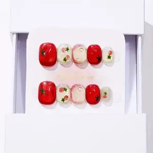 10pcs high-end The contrasting color cat's eye design and the hand-molded orange persimmon with a glassy luster handmade fake nails
