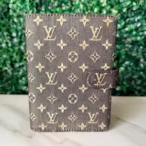 Pre-owned Louis Vuitton FINAL SALE Small Leather Goods Min Lin Monogram Small Ring Agenda