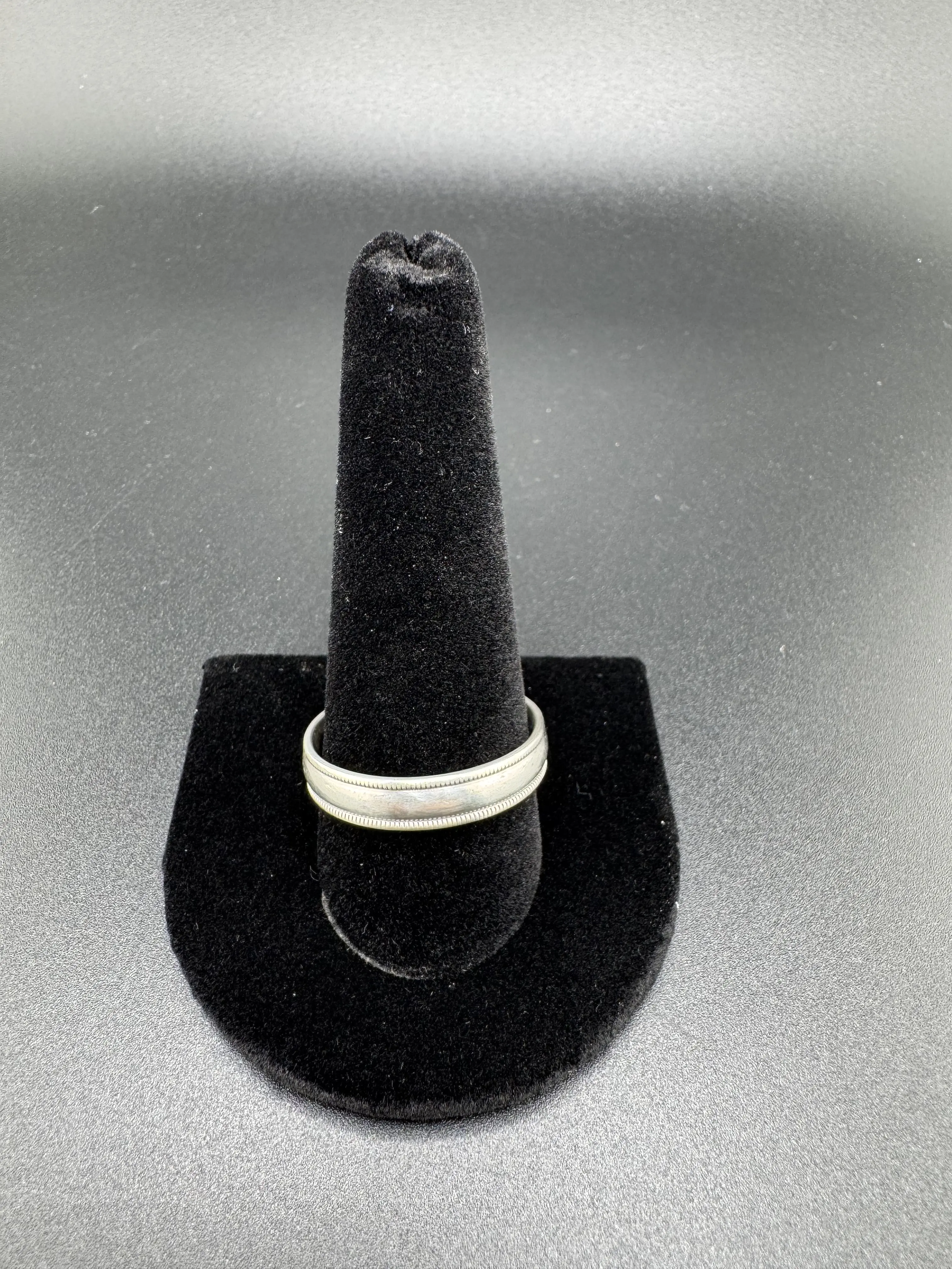 Pre-Owned 925 Sterling Silver Milgrain Band Ring | Size 11.5 | 5.3g | Unisex
