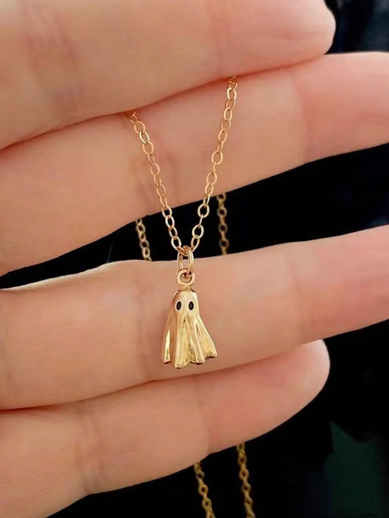 Ghost Pendant Necklace for Women, Dainty Necklace, Fashion Minimalist Necklace, Elegant Necklace, Versatile Jewelry for Any Occasion, Perfect Gift for Holidays🎁, Stylish and Unique Design
