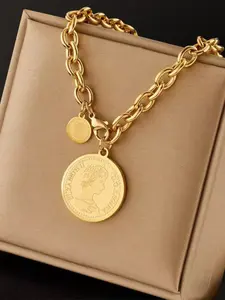 Women's Vintage Portrait Pendant Cuban Link Necklace, Stainless Steel Chain, Elegant Retro Style Jewelry, Suitable for Daily Wear and Parties