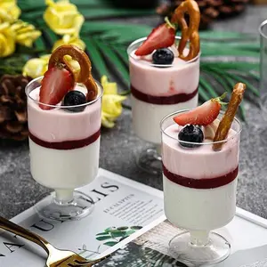 6pcs Clear plastic dessert cups (with base), disposable parfait cups with handles, small reusable plastic stemmed glasses, suitable for mousses, puddings, appetizers, jellies, parties, weddings, and catering services.