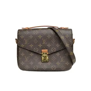 Pre-owned Louis Vuitton 【Diz】LOUIS VUITTON Pochette Metis Monogram PVC Excellent