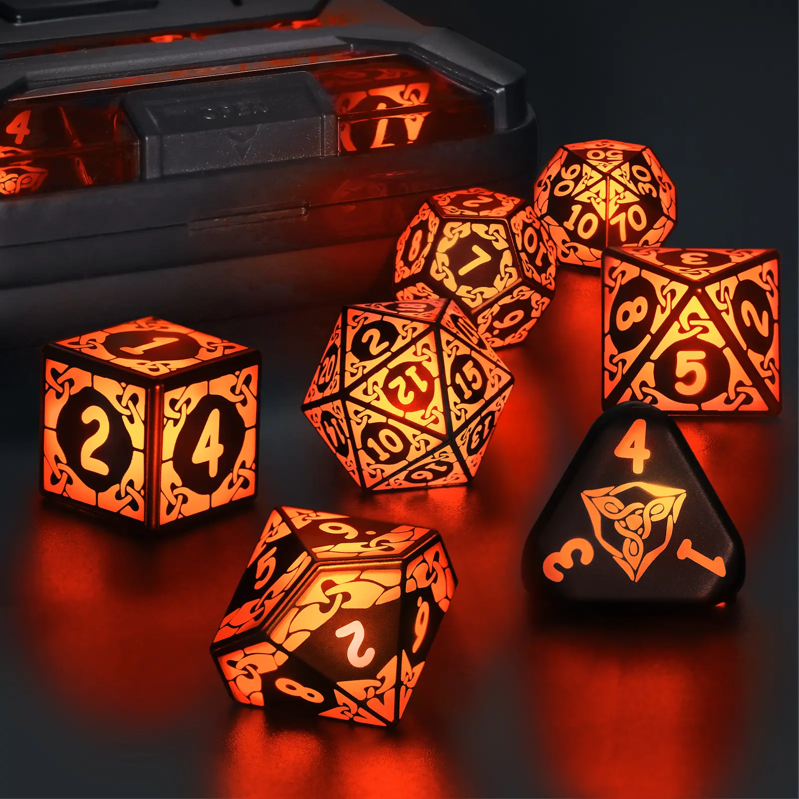 ZHOORQI LED Wireless Rechargeable Polyhedral Dice Set with Charging Box, Intense Orange Glowing Shackles, Lightweight Balanced Design, Rechargeable Battery for Role Playing Games, Unisex Gifts for 10-12 Years Olds' Birthdays