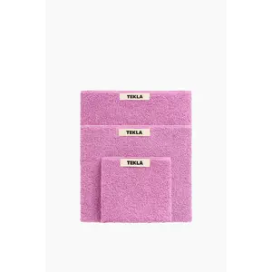 Organic Cotton Towels & Bath Mat | Magenta
