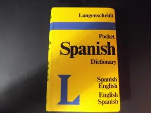 USED-Langenscheidt's Pocket Spanish Dictionary: Spanish - English & English - Spanish by Langenscheidt Editorial Staff (Paperback)