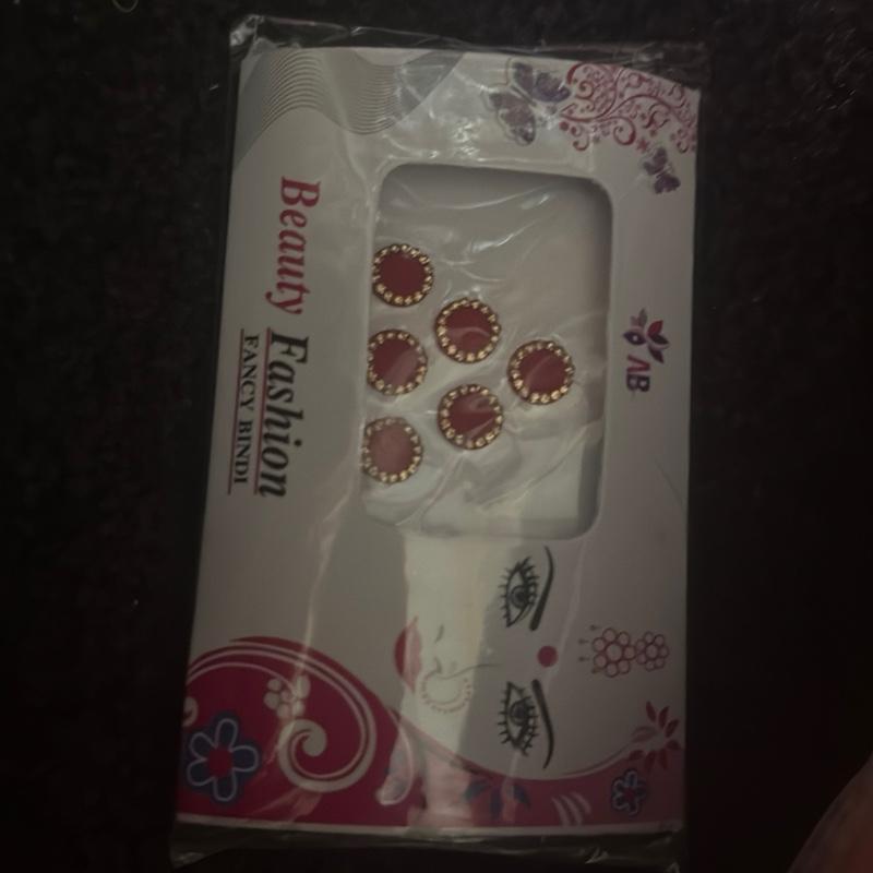 Beauty Fashion Fancy Bindi Tika - Elegant Design for Stylish Appeal