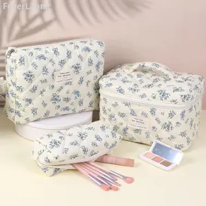Floral Pattern Travel Cosmetic Bag Set - 3-Piece Makeup Organizer with Zipper Closure for Toiletries & Brushes multifunctional