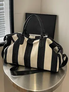 Trendy and personalized women's striped contrasting crossbody bag, simple and niche, exquisite and large capacity women's bag, casual style, Shoulder Bag Purse, suitable for daily occasions such as commuting, shopping, and going out.