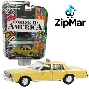 Greenlight Hollywood Series 39 Coming to America 1981 Chevy Impala Taxi Diecast Car Collectible Model Authentic Metal Classic Movie Car Limited Edition Toy Display Gift