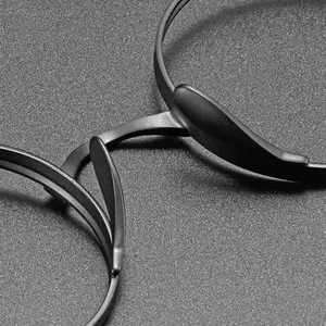 New Pure Titanium Glasses Frame Oval Shape Simple Design Eyeglasses Frames Classic Retro Eye Decoration