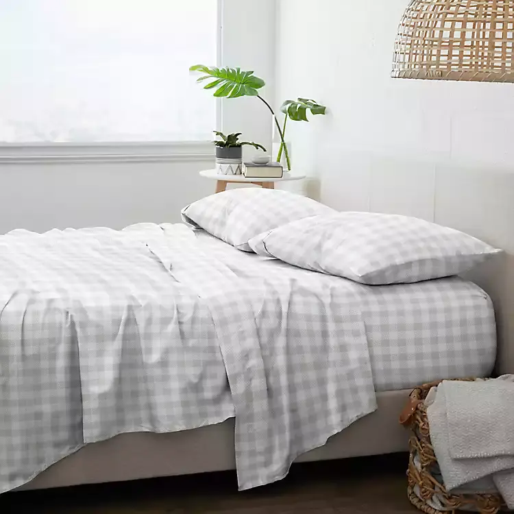 Light Gray Country Plaid 4-pc. Queen Bed Sheet Set