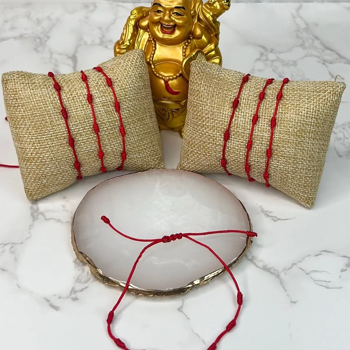 Pulsera 7 Nudos - Red Rope Jewelry with Circular Design, Featuring Textured Finish and Elegant Red Rope Accents Trendy Stack Bangle Stackable Bracelets