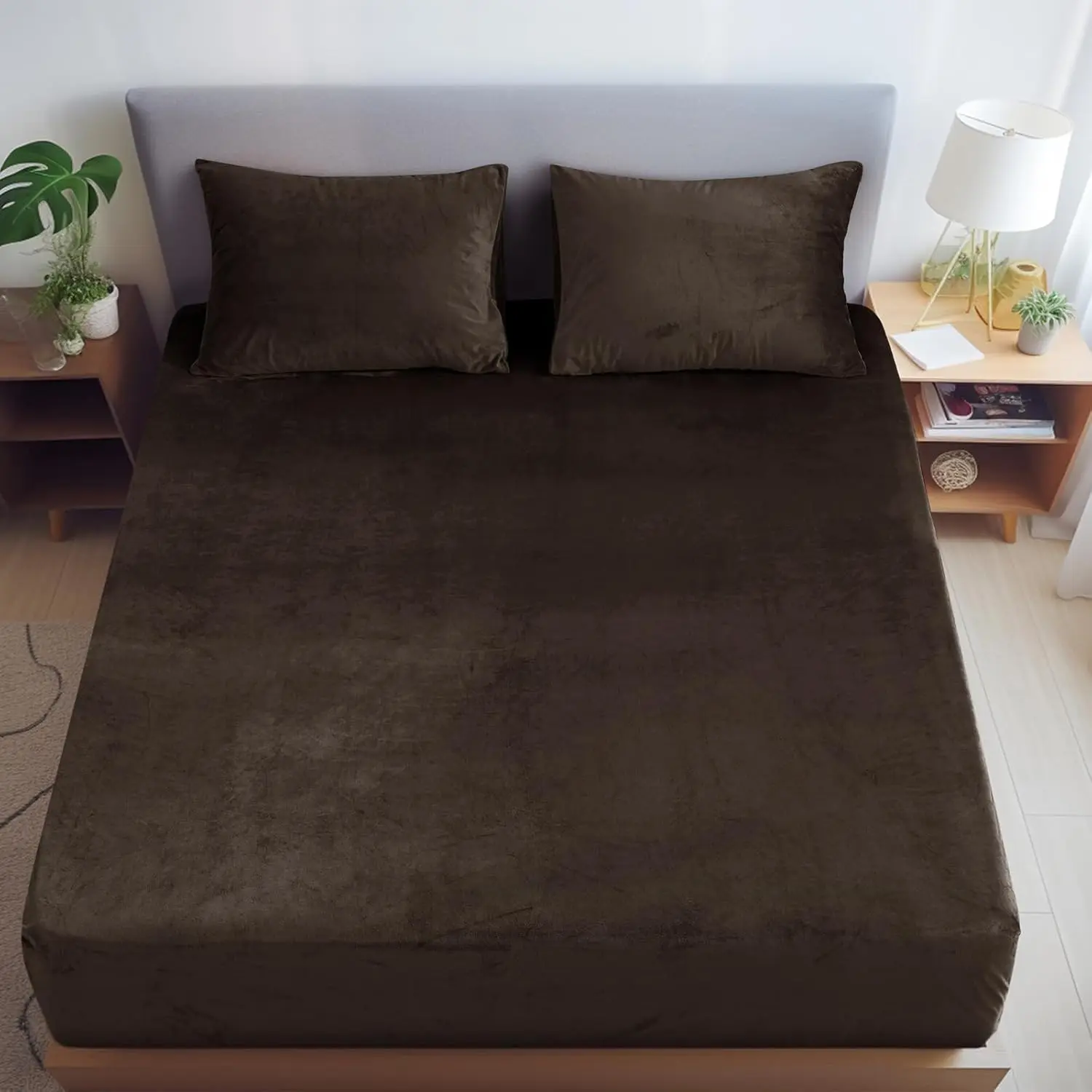 Velvet Sheet Queen Size, Ultra Bottom Sheet with 16" Deep Pocket,-Round 2.5cm Wider Strong Elastic, Plush Warm for Seasons, 60x80+16", Dark Brown.