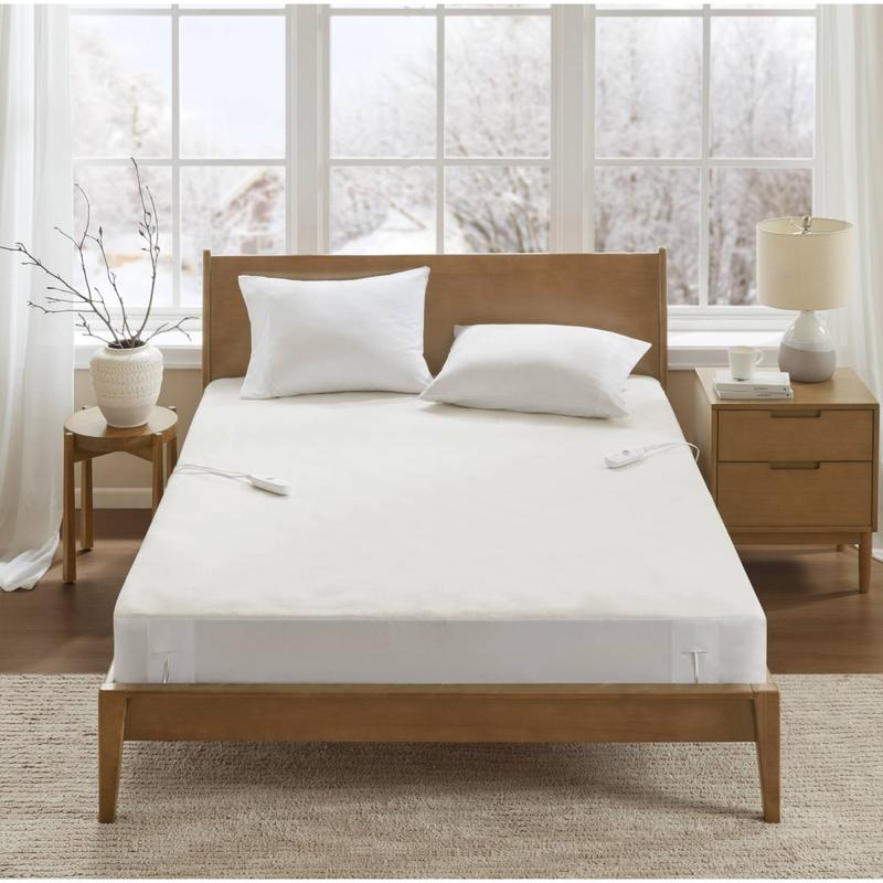 Beautyrest Automatic Heating Mattress Pad - Polyester Top, Fitted Skirt, California King/Queen Sizes, Auto Shut Off, Nighttime Heat, Temperature Control, White, 8.52 lbs, Machine Washable, Mattress Topper Compatible, Toppers & Protectors