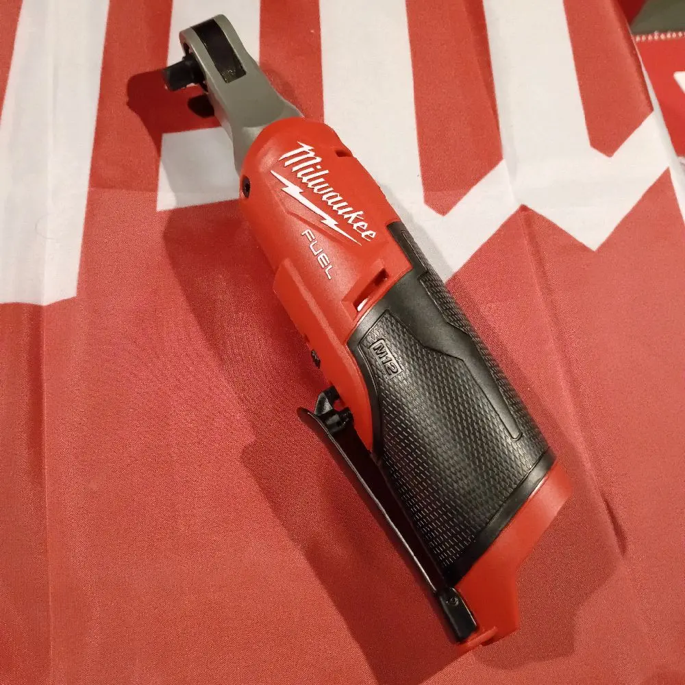 Milwaukee M12 3/8 ratchet
