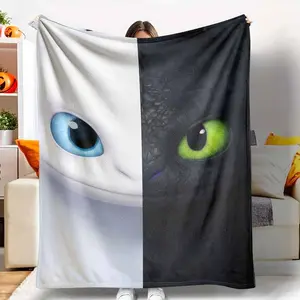 Cartoon Dragon Duo Flannel Blanket  Half Face Contrast Print  Soft Warm Lightweight Cozy Throw  Perfect for Bedroom Decoration  Sofa Lounging  Movie Nights  Holiday Gift tiktokshopspringglowup
