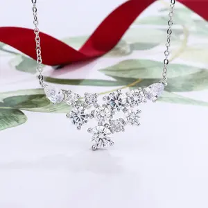 Dainty Multi-Shape Sparkle Cluster Necklace, Smooth Polished Link Chain, Elegant Feminine Statement Jewelry, Versatile Formal & Casual Accessory, Perfect Gift for Fashion Lovers, Timeless Design for All Occasions