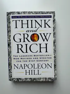 Napoleon Hill - Think and Grow Rich: The Landmark Now Revised and Updated for the 21st Century - Paperback Self Improvement Journal Book