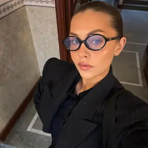 2pcs Oval Glasses - Small Frame Non- Eyewear, Minimalist Modern Glasses for Men & Women, Everyday & Party Use, Birthday/Back-to-School Gift - Compatible with Lenses, Fashion Accessory, Trendy Frames