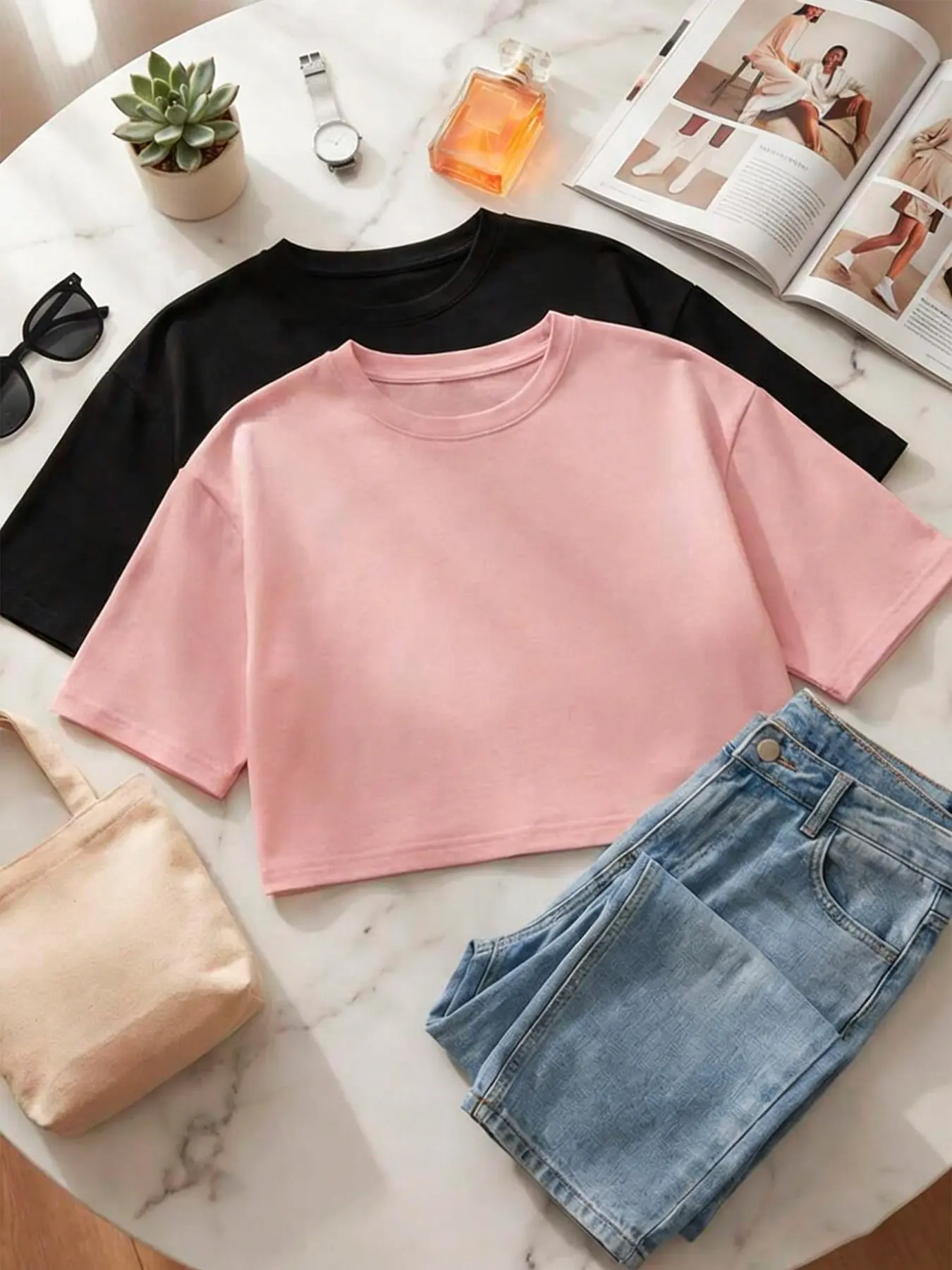 2026 TikTok Viral Women's 2 Pack Basic Crop T-Shirts, Oversized Crew Neck Short Sleeve Crop Tops,Summer Layering, Street Style, Daily Wear, Errands, Shopping, Lounge, Vacation, Casual Gatherings, Streetwear