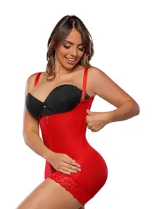 Stagmi Faja Tipo Cachetero SMI7086 RED High Compression Lace for Enhanced Figure Support Elegance with E-vitamin Lycra & Removable Side Bars