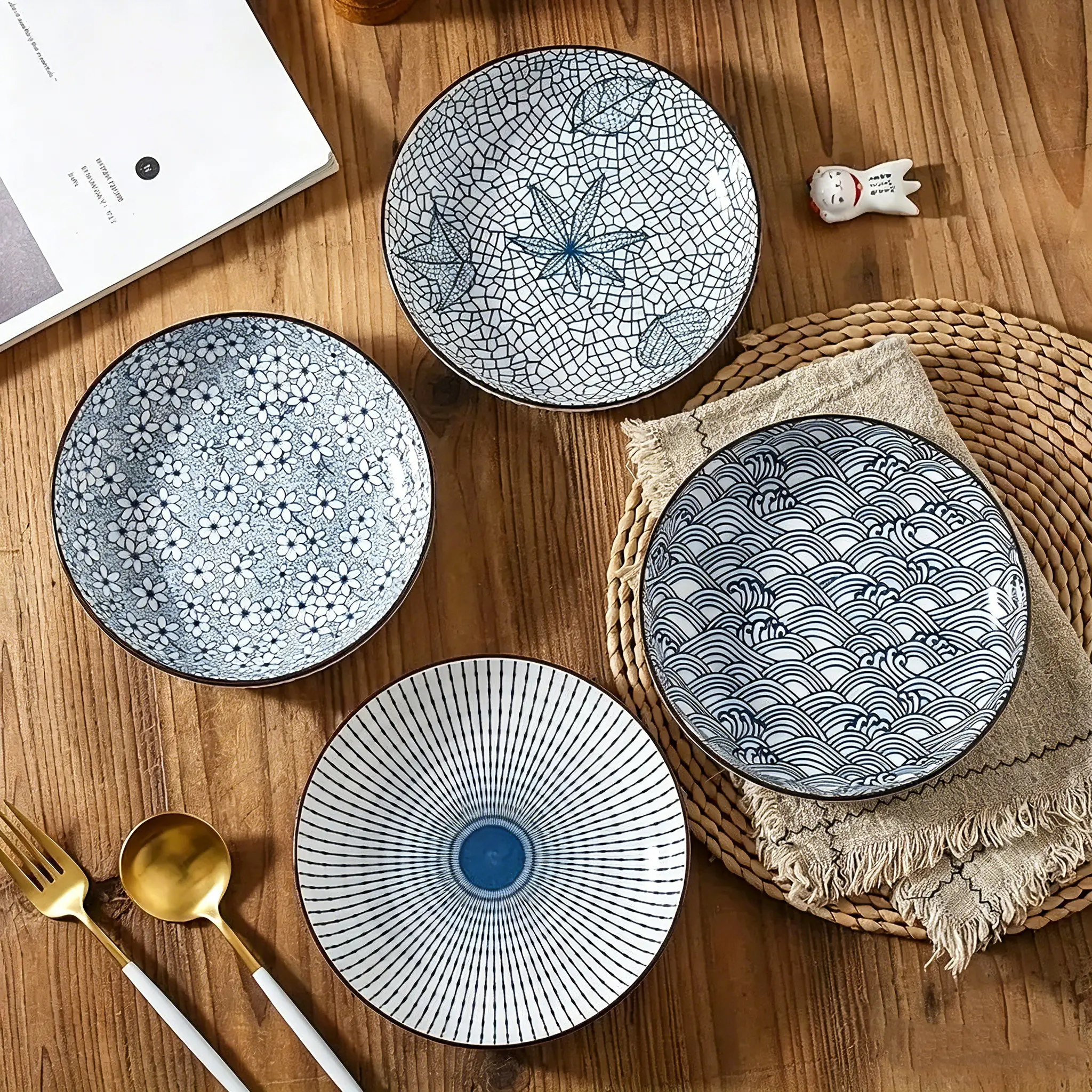 4pcs Japanese-style ceramic dinner plates, home steak plates, 8-inch deep plates, suitable for pasta, pizza, salad, underglaze painted round plates, dishwasher and microwave safe，kitchenware
