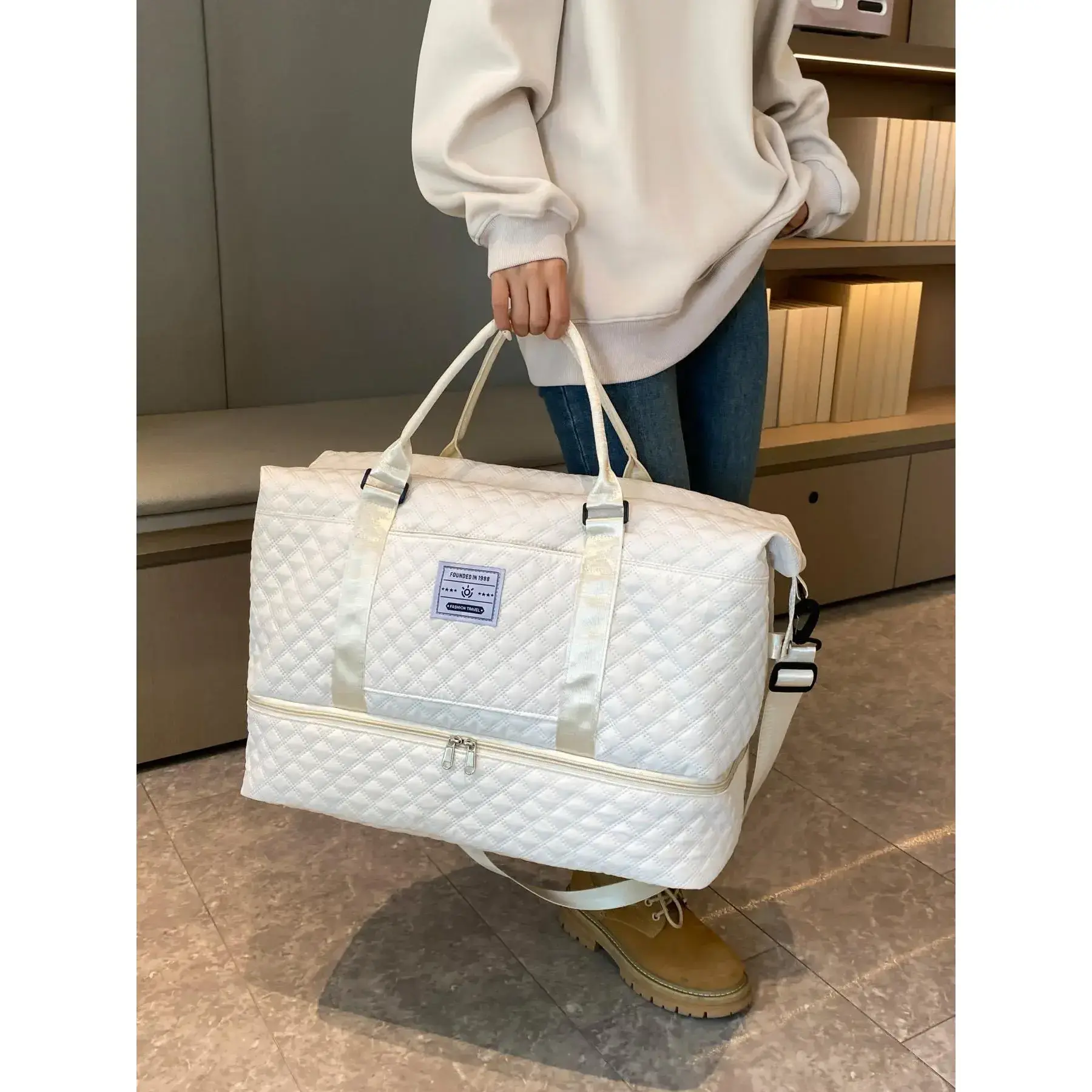 Quilted Pattern Travel Bag Set, Large Capacity Duffel Bag & Cosmetic Bag, Dry & Wet Separation Sports Bag, Yoga Gym Bag, Travel Bag for Women & MenGift Quilted Pattern Travel Bag Set, Large Capacity Duffel Bag & Cosmetic Bag, Dry & Wet Separation Sports Bag, Yoga Gym Bag, Travel Bag for Women & MenGift