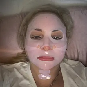 Product Review of [medicube] Affordable Glass Glow Skincare Set | Includes 8 products for Gentle Skin Glow Routine from L**y