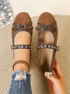 Women's new large-size round-toe Mary Jane shoes with bow, single strap, metal buckle decoration, flat sole, versatile, casual, comfortable, stylish, simple, and suitable for commuting