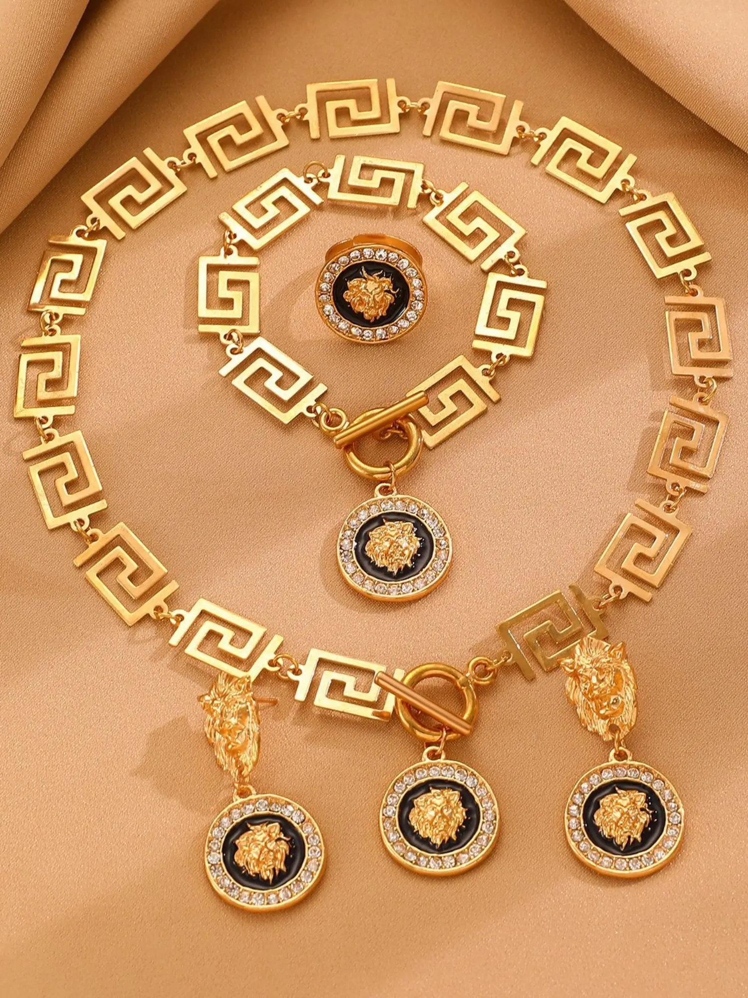 5pc Retro Hip Hop Lion Head Earrings Necklace Bracelet Ring Set Of Four, Royal Baroque Women'S Jewelry Set, Party Accessories Luxury Lion Head Crystal Crown Pendant Necklace Earrings Bracelet,
