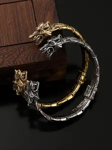 Vintage Viking Wolf Open Cuff Bracelet with Wolf Head and Celtic Knot, Norse Mythology Jewelry for Men and Women, Perfect Gift for Valentine's Day and Father's Day, Fashionable Bracelet, Adjustable Bracelet