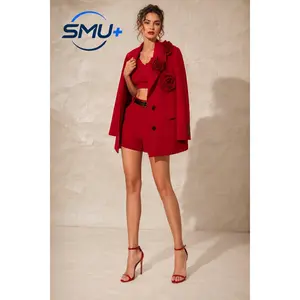 Design oriented three-dimensional rose patchwork suit jacket for women
